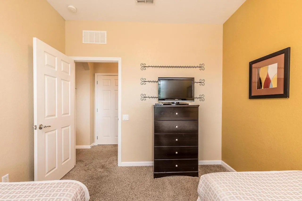 4102 Breakview Drive #304