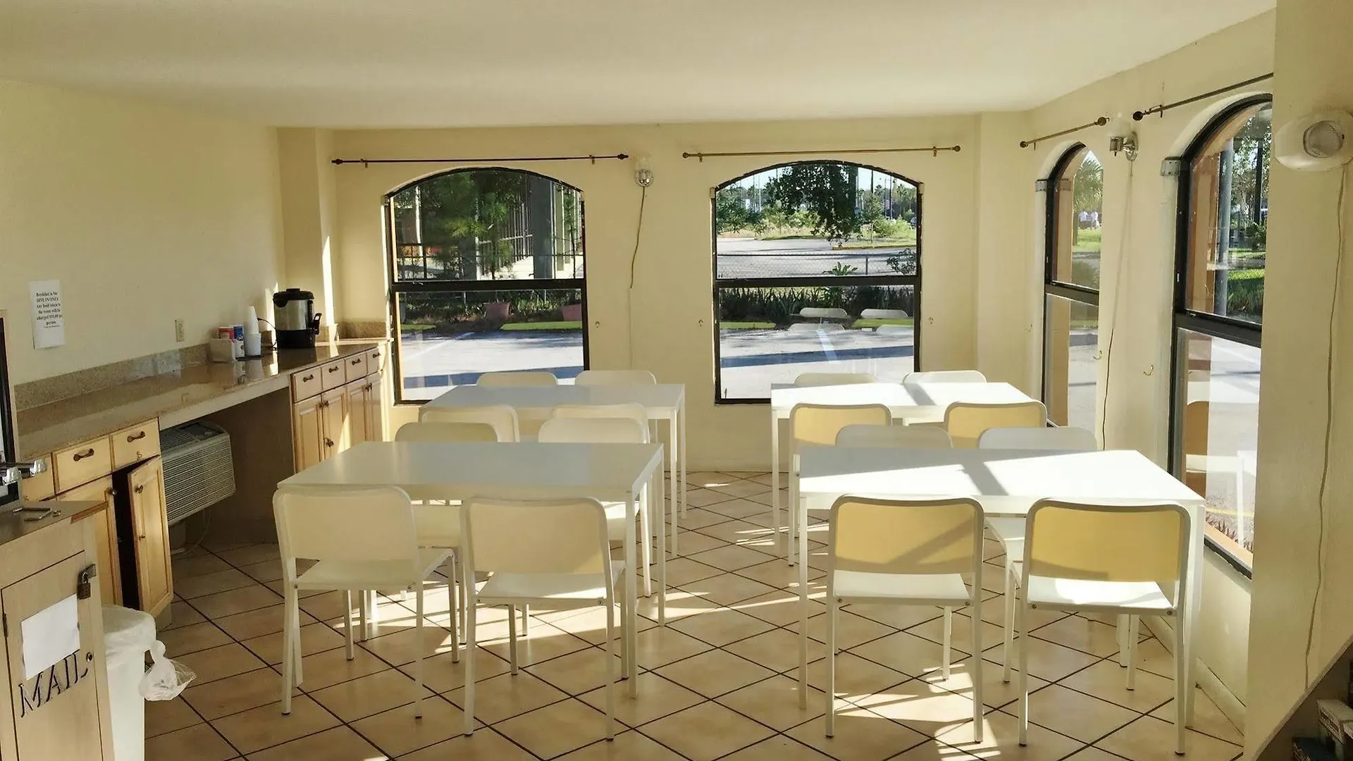 モーテル Country Hearth Inn- キシミー