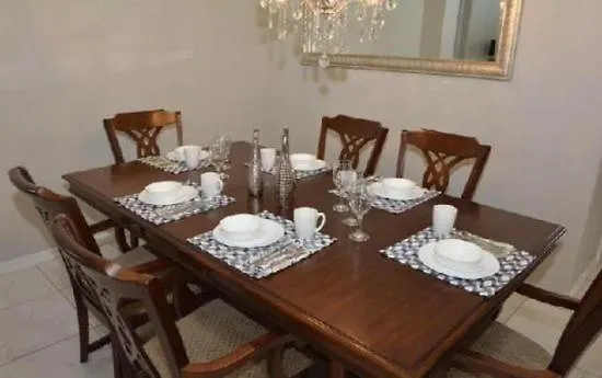 5 Bedroom 4 Bathroom Pool In Kissimmee Fl Semesterbostad *