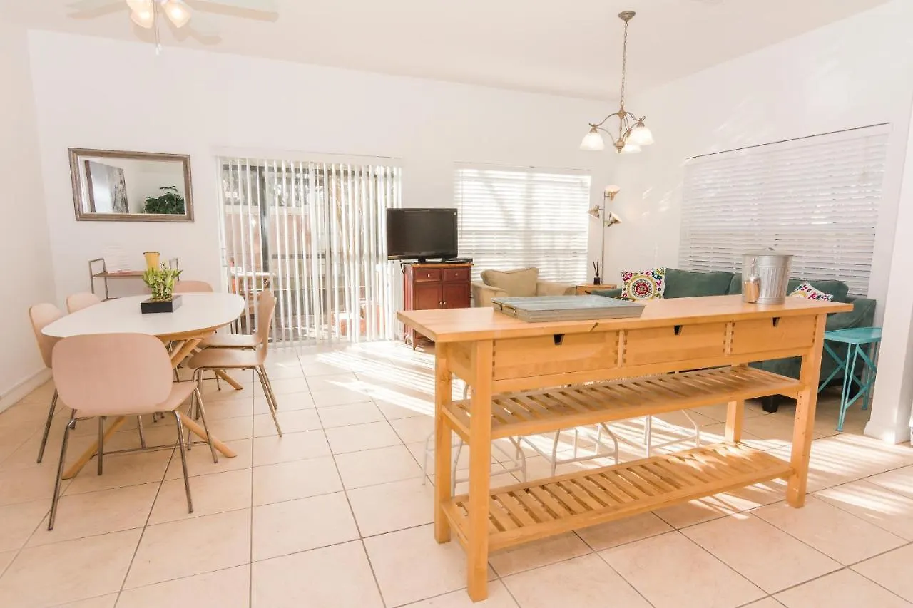 Apartment Trendy Townhome At Coral Cay Cc2316