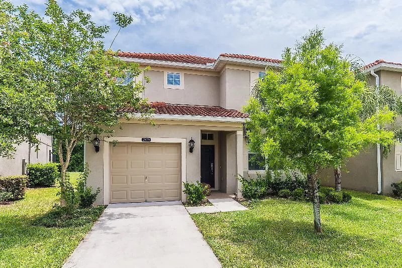 Paradise Palms Deluxe Homes