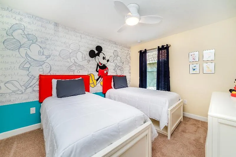 אתר נופש Paradise Palms Deluxe Homes 4*
