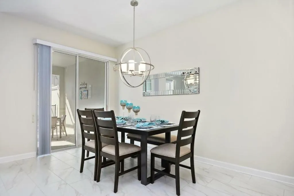Super Townhome Near With Private Pool * Kissimmee