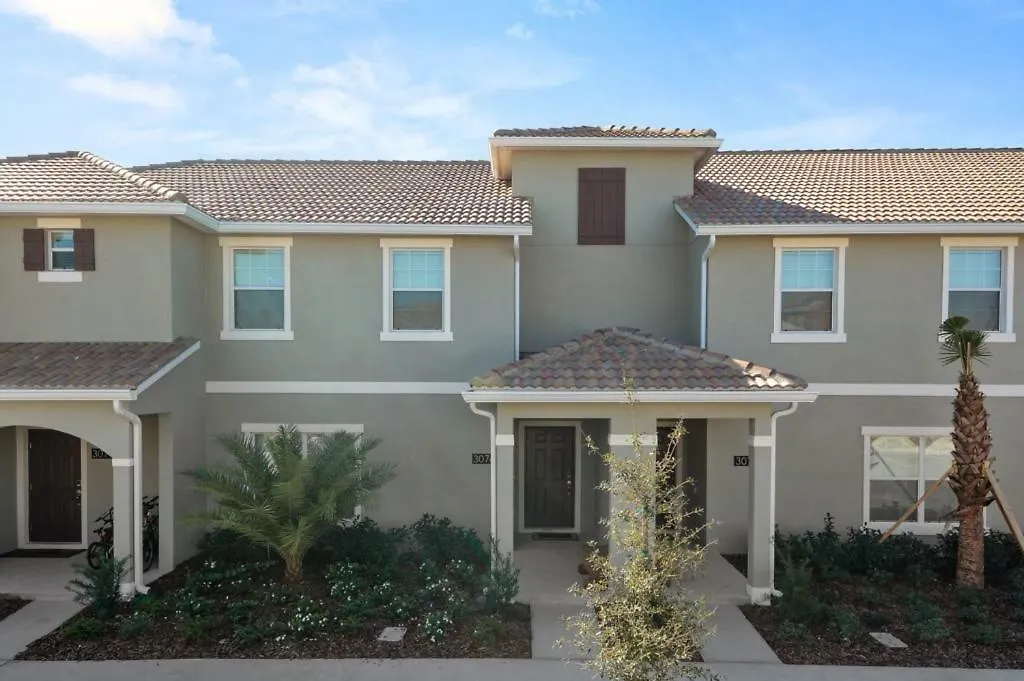 Super Townhome Near With Private Pool *