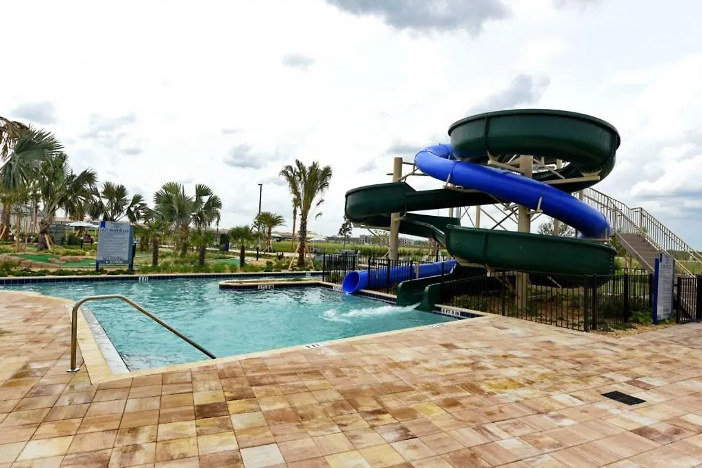 Super Townhome Near With Private Pool