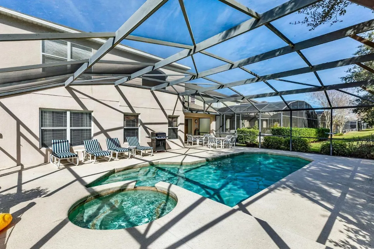 5 Bedroom Emerald Island Mins From Disney, South Facing Pool, Huge Corner Lot! * Kissimmee