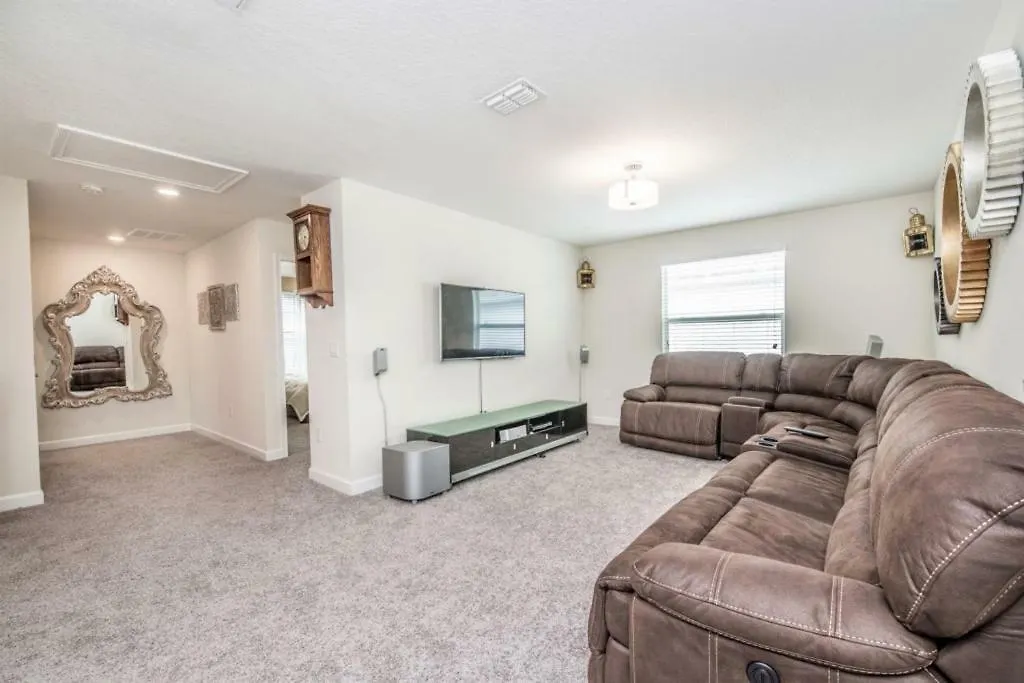 King Castle Circle #237082 *