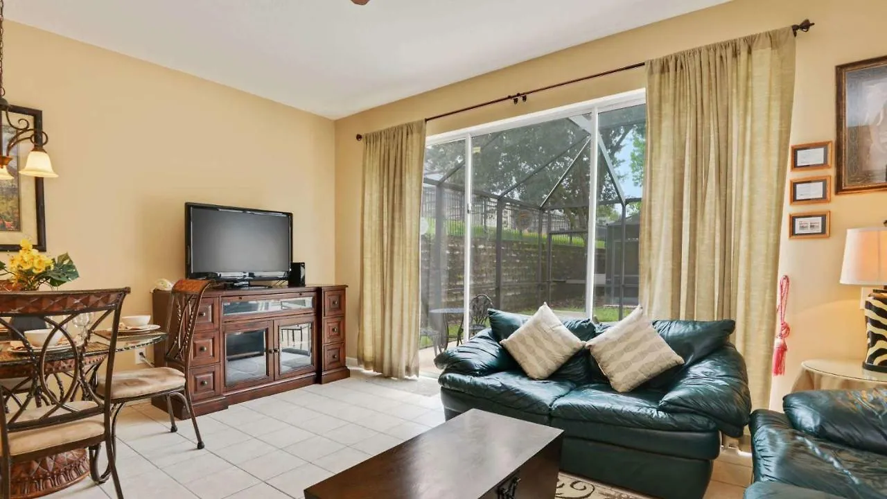 Minnies Townhouse In Windsor Palms *