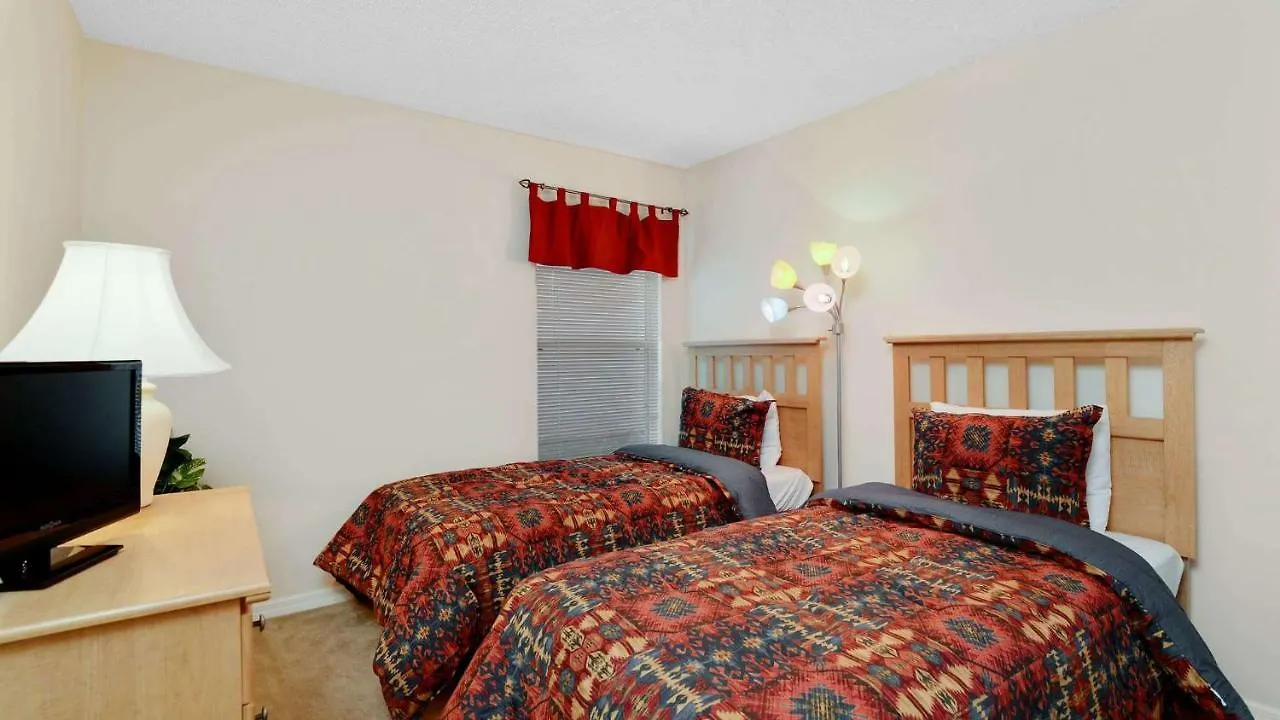 Dom wakacyjny Waterside - Family 4 Bed Emerald Island Pool That's Close To World