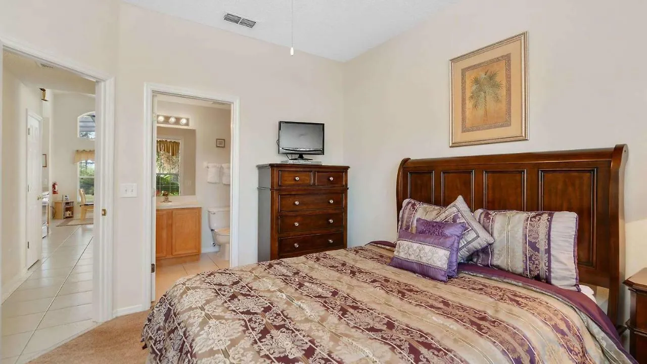 Waterside - Family 4 Bed Emerald Island Pool That's Close To World *