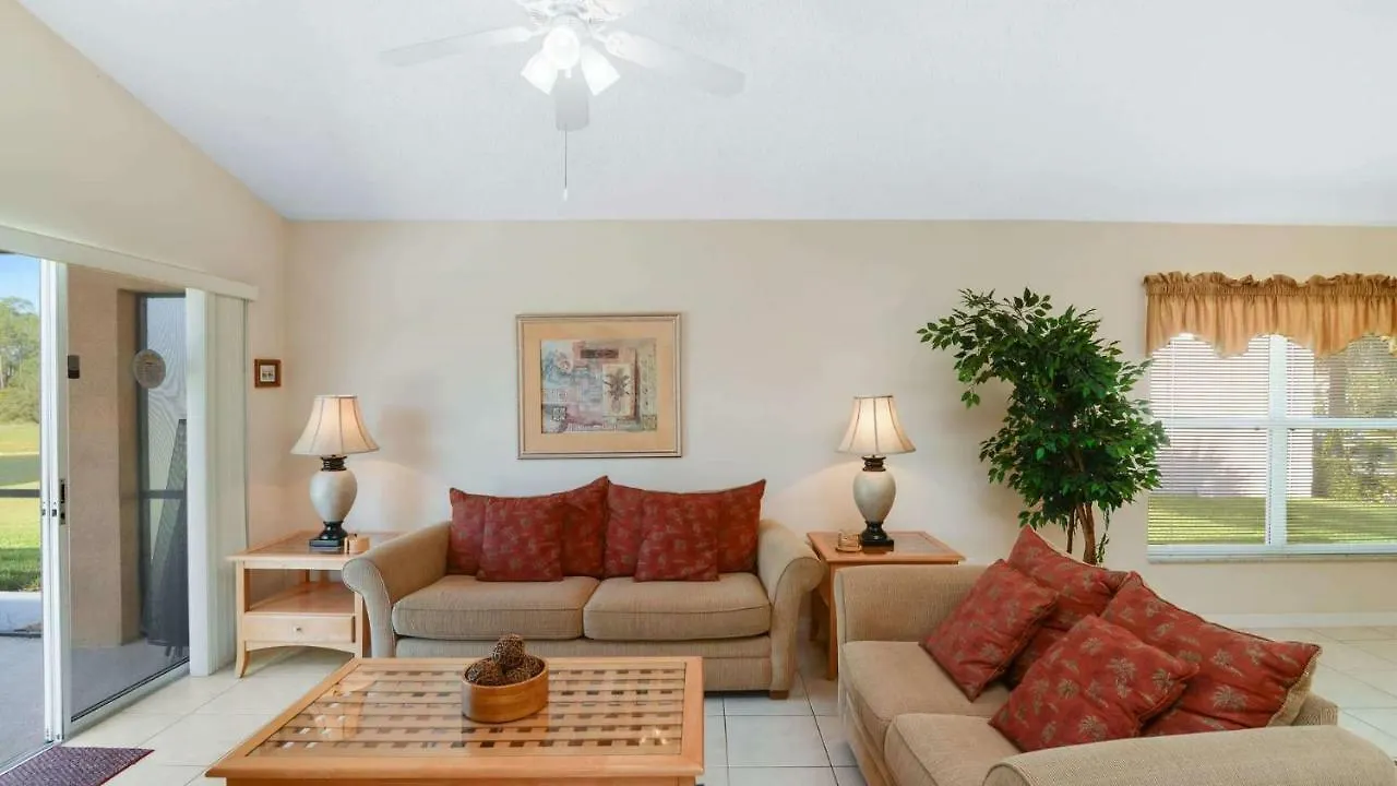 Dom wakacyjny Waterside - Family 4 Bed Emerald Island Pool That's Close To World *