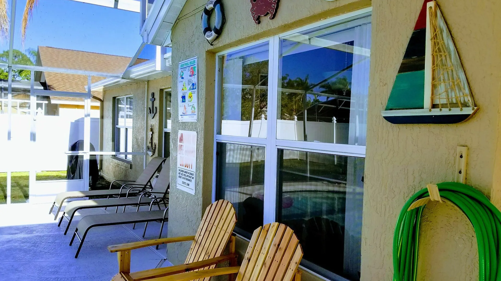 The Cozy House * Four Corners