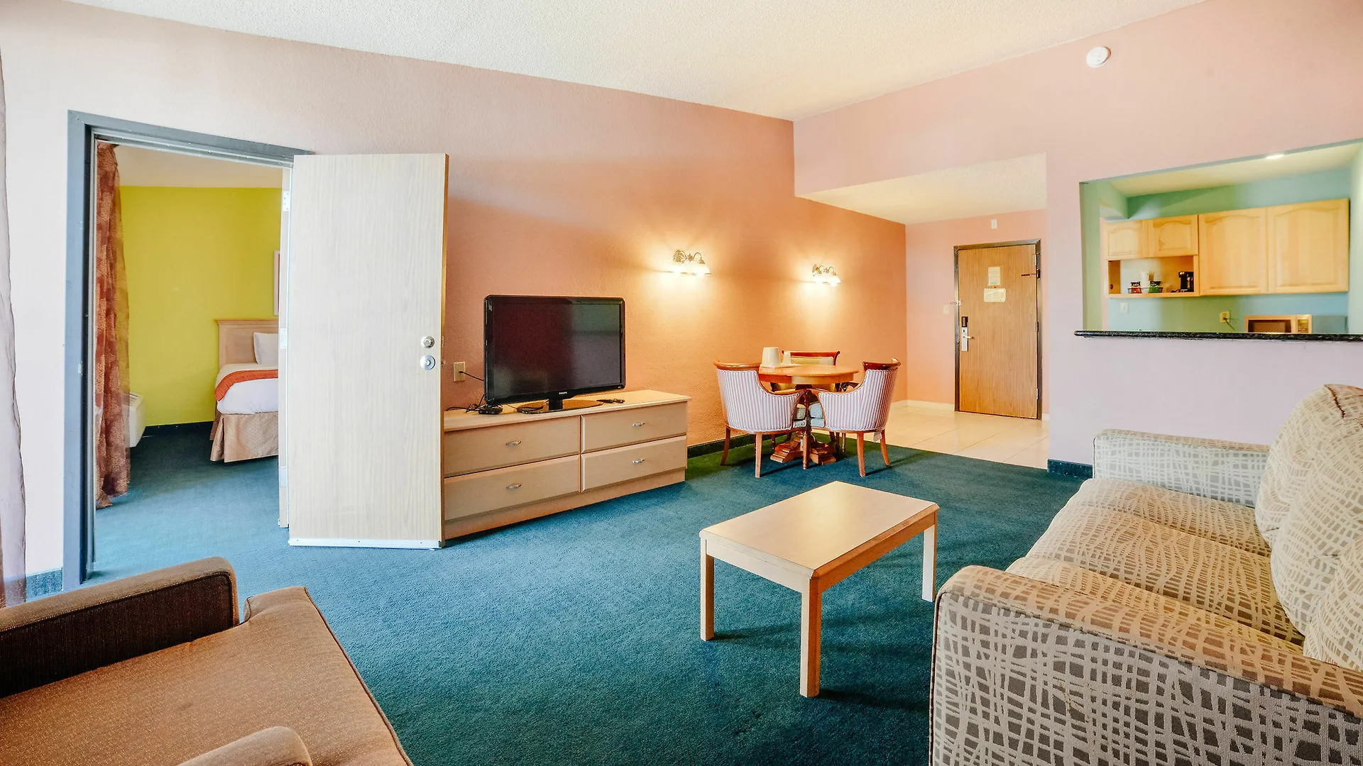 Stayable East Hotel