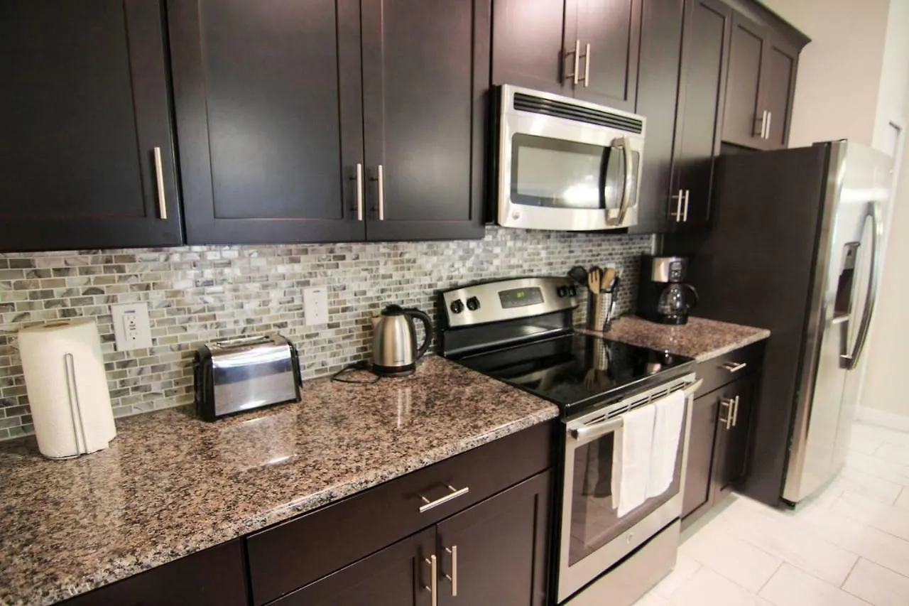 A - New 4 Bedroom - 5 Miles To - Free Water Park - Private Pool * Kissimmee