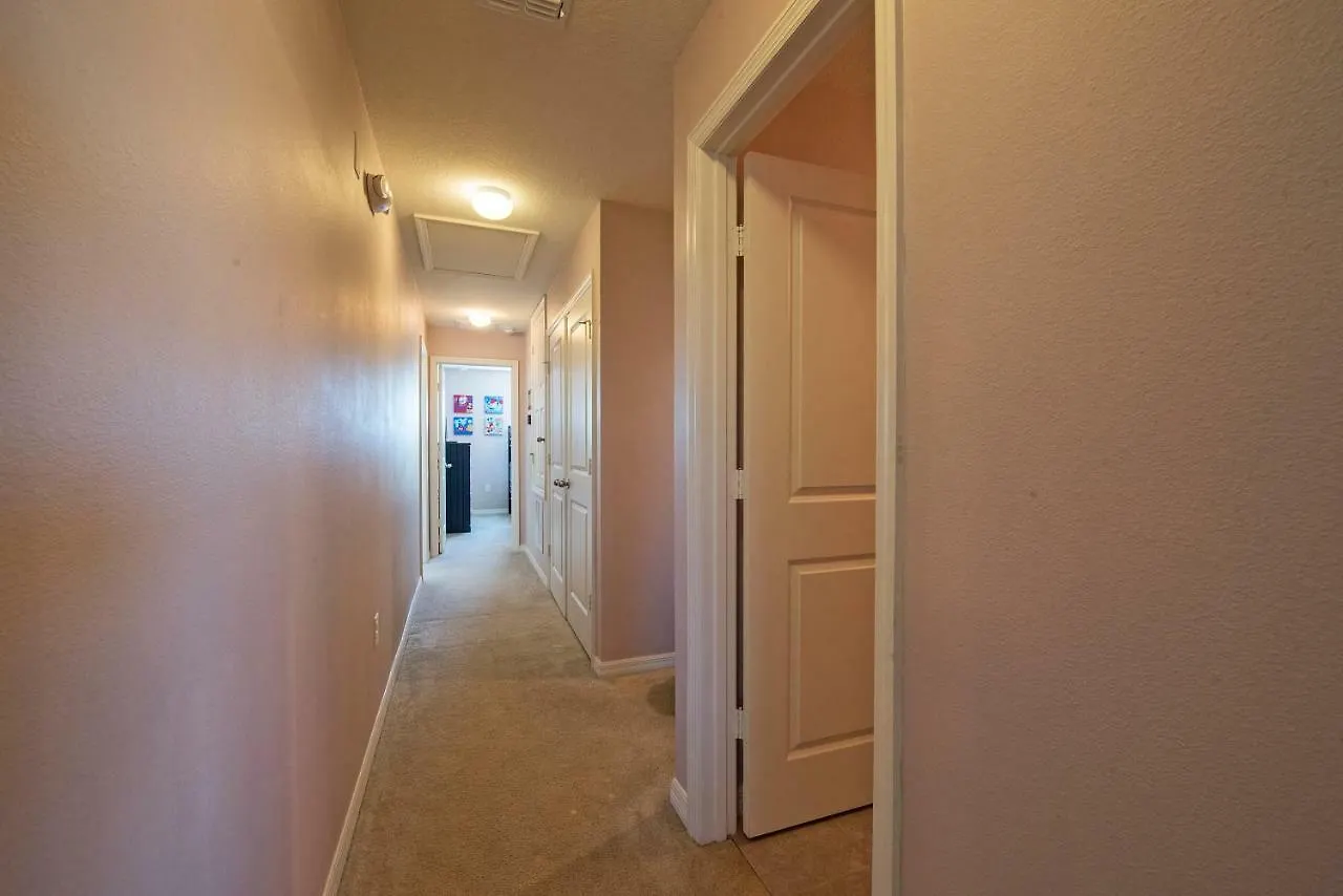 Lakeview Very Close To W Pool Kissimmee