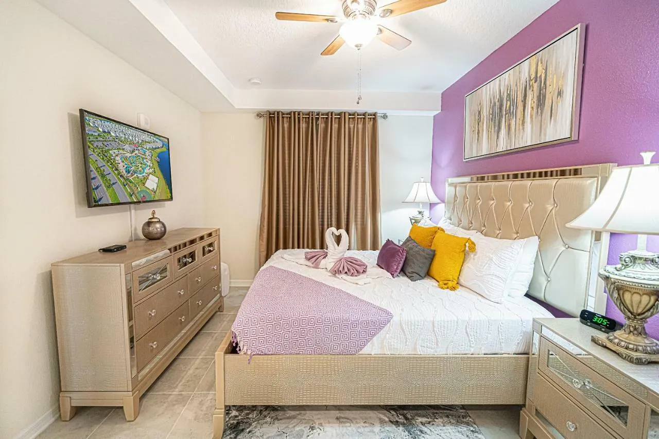 Only 5 Miles From Disney! Free Water Park! 2 Bed, 2 Bath Condo, Sleeps 8 Apartment *
