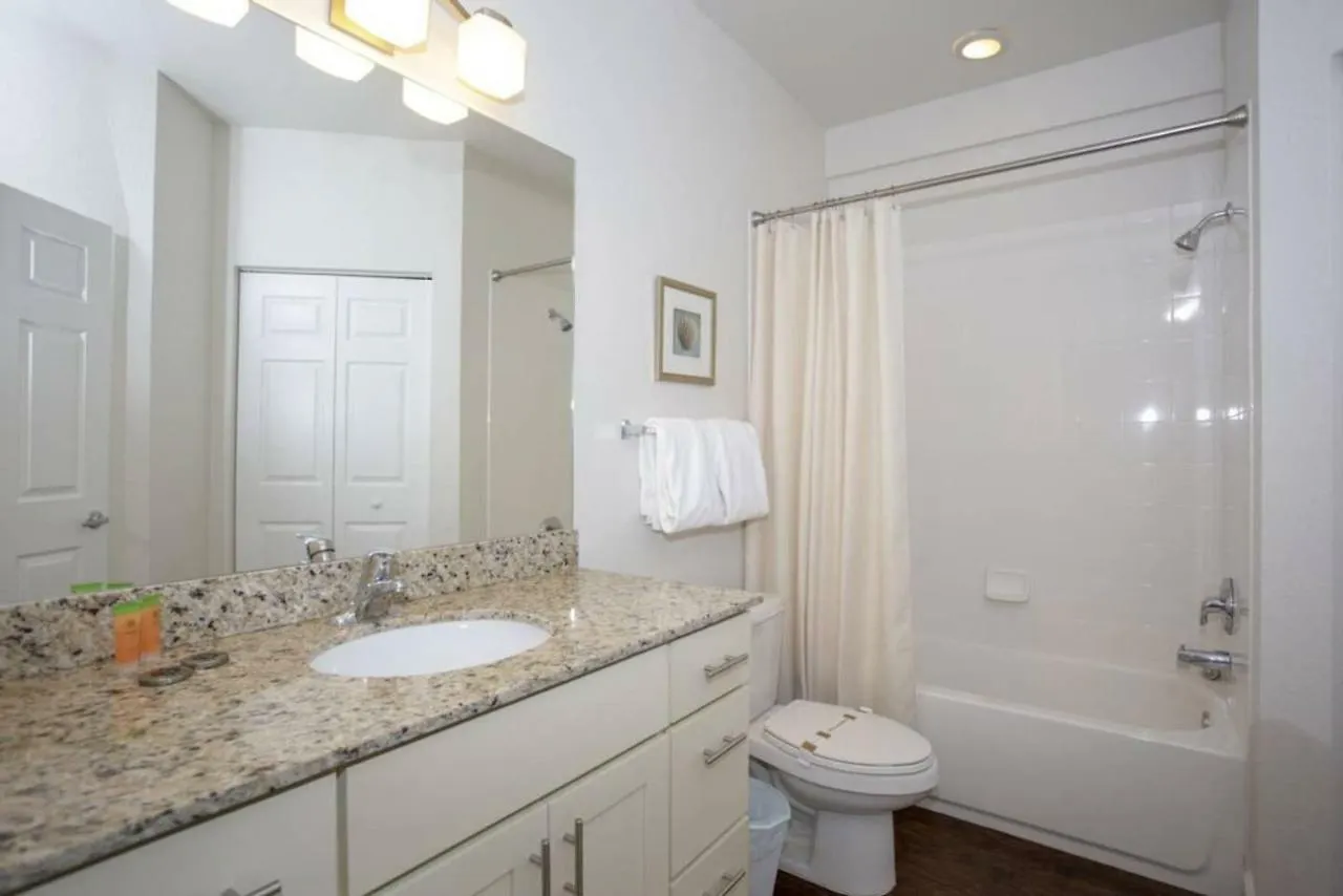 2956 Lucaya Village - Gorgeous Four Bed Close To Area Holiday home Kissimmee