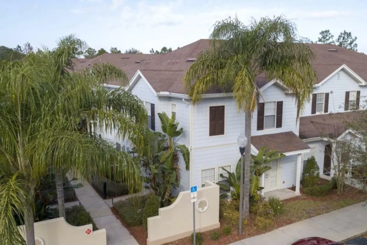 Holiday home 2956 Lucaya Village - Gorgeous Four Bed Close To Area *