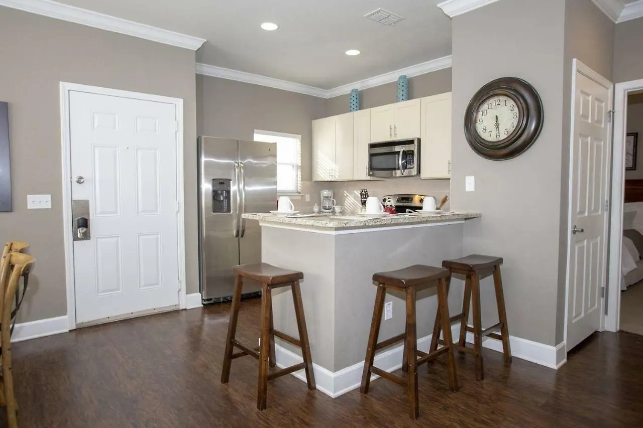 Holiday home 2956 Lucaya Village - Gorgeous Four Bed Close To Area