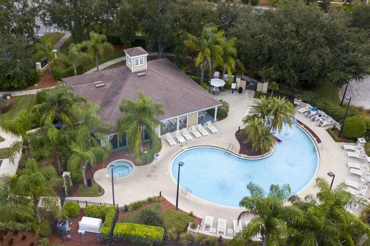 Holiday home 2956 Lucaya Village - Gorgeous Four Bed Close To Area *