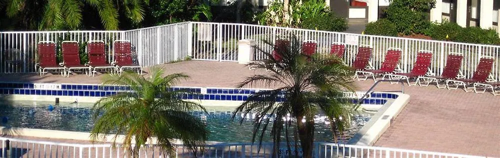 The At Heritage Park Motel 2*