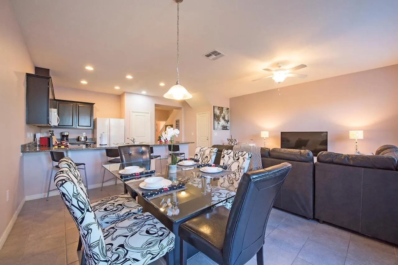 Lakeview Very Close To W Pool Kissimmee