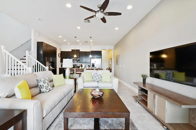 Area Deluxe Homes By Villadirect *