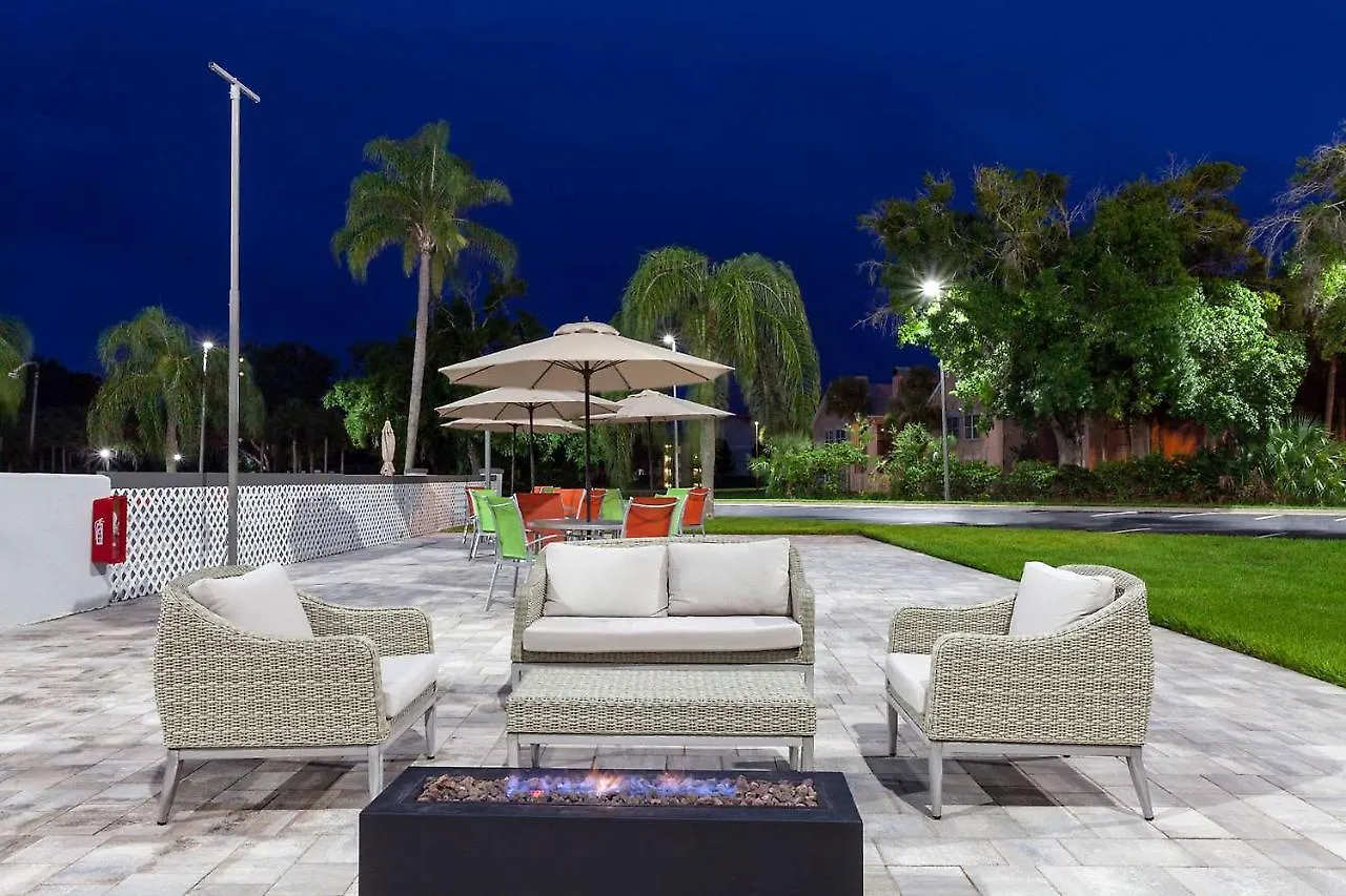 Grand Kissimmee At Celebration - Shuttle To Theme Parks Otel