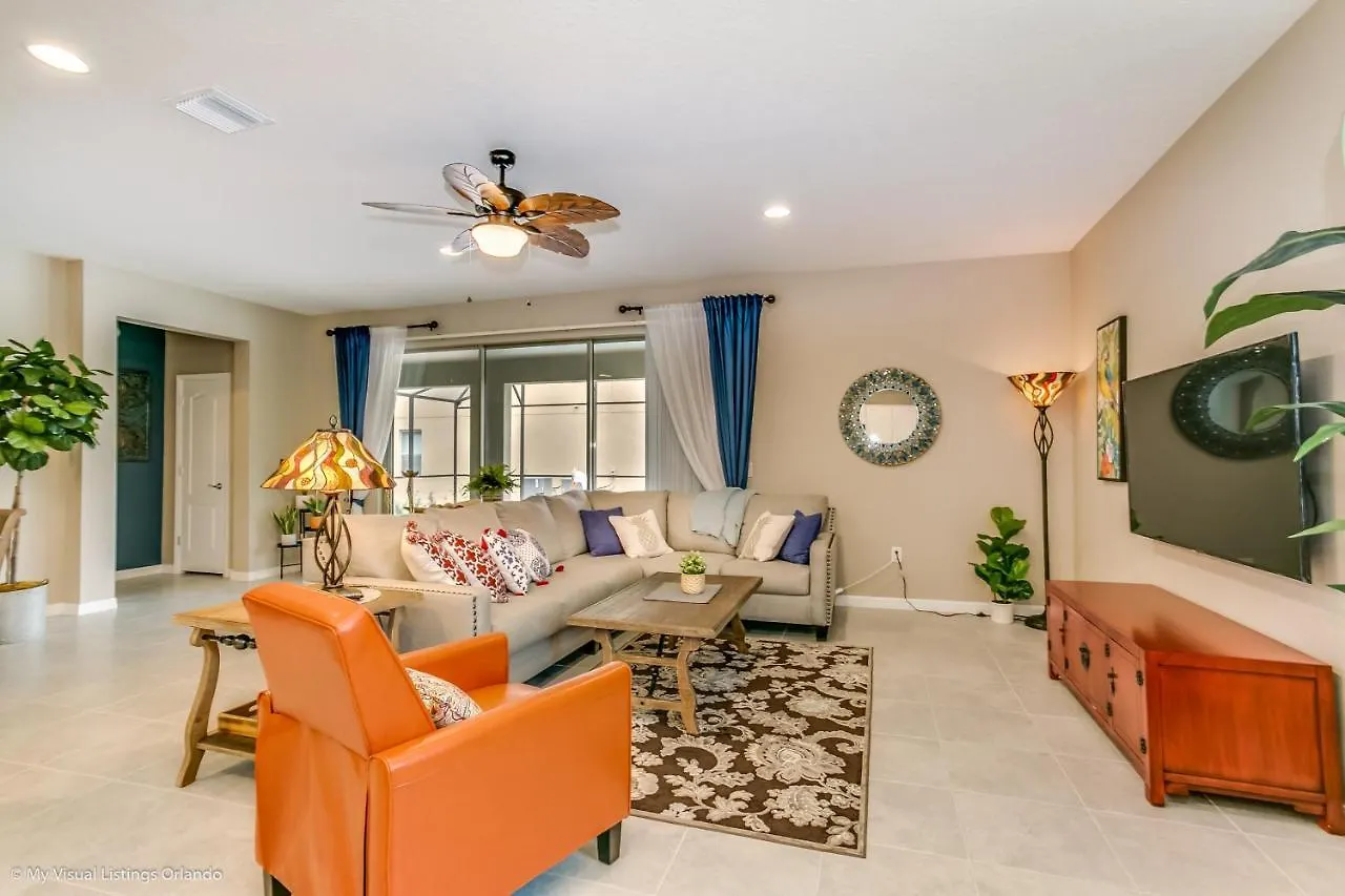8 Bedroom, 6 Bathroom Upscale Near All The Fun In Kissimmee
