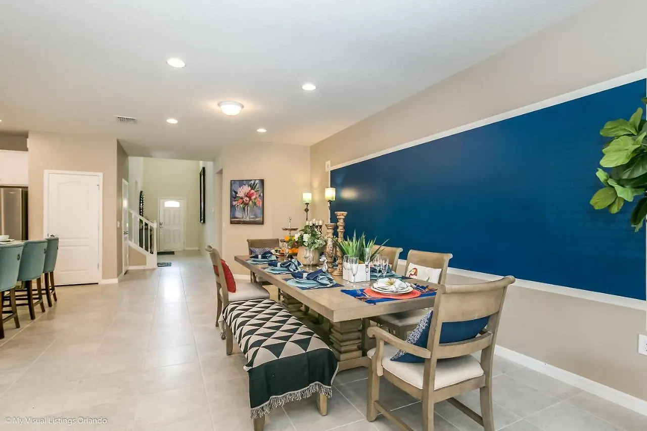 8 Bedroom, 6 Bathroom Upscale Near All The Fun In