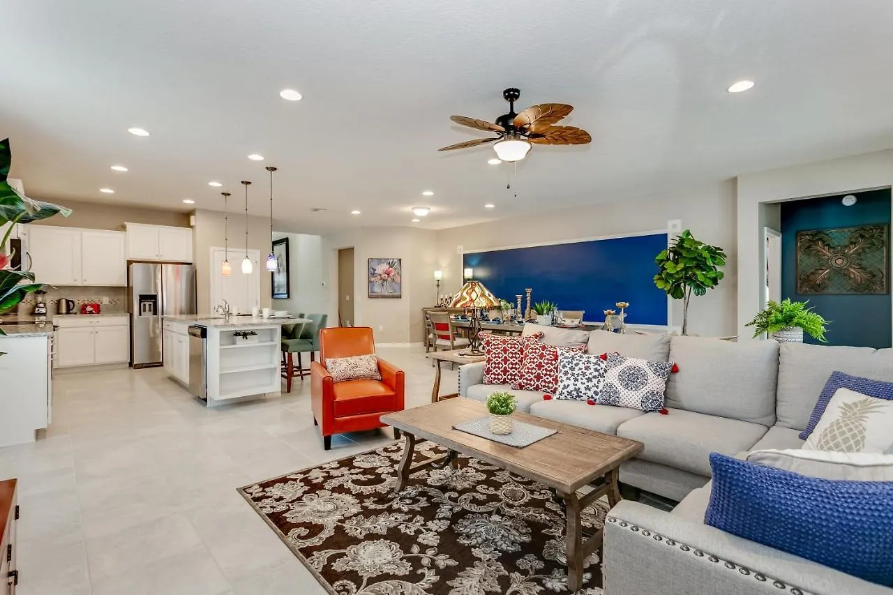 Willa 8 Bedroom, 6 Bathroom Upscale Near All The Fun In