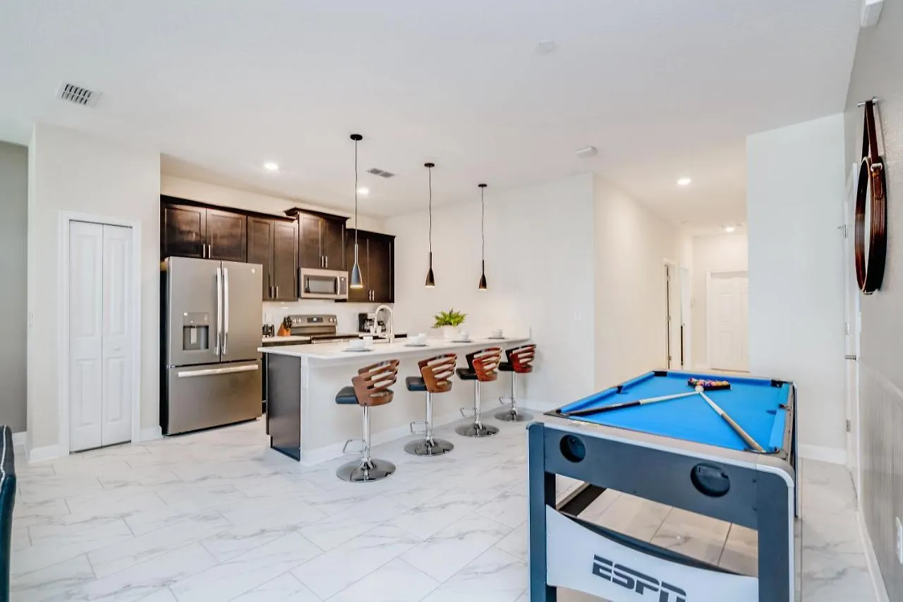 Vakantiehuis Beautiful Modern Wprivate Pool Near Wdw *