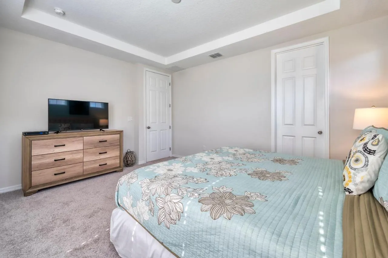 Comfortable With Private Pool Near